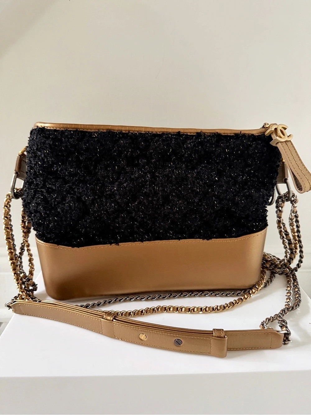 Chanel Gabrielle medium Hobo Bag Tweed and Calfskin Black & Gold